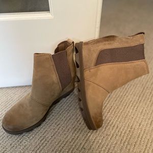 Sorel Women’s Wedge Boots Camel Brown Size 7.5